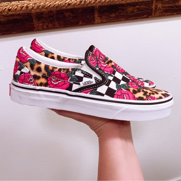 New Vans Classic Slip On Size 5 Leopard Animal Print Checkers Cheetah Sneakers - Picture 2 of 5